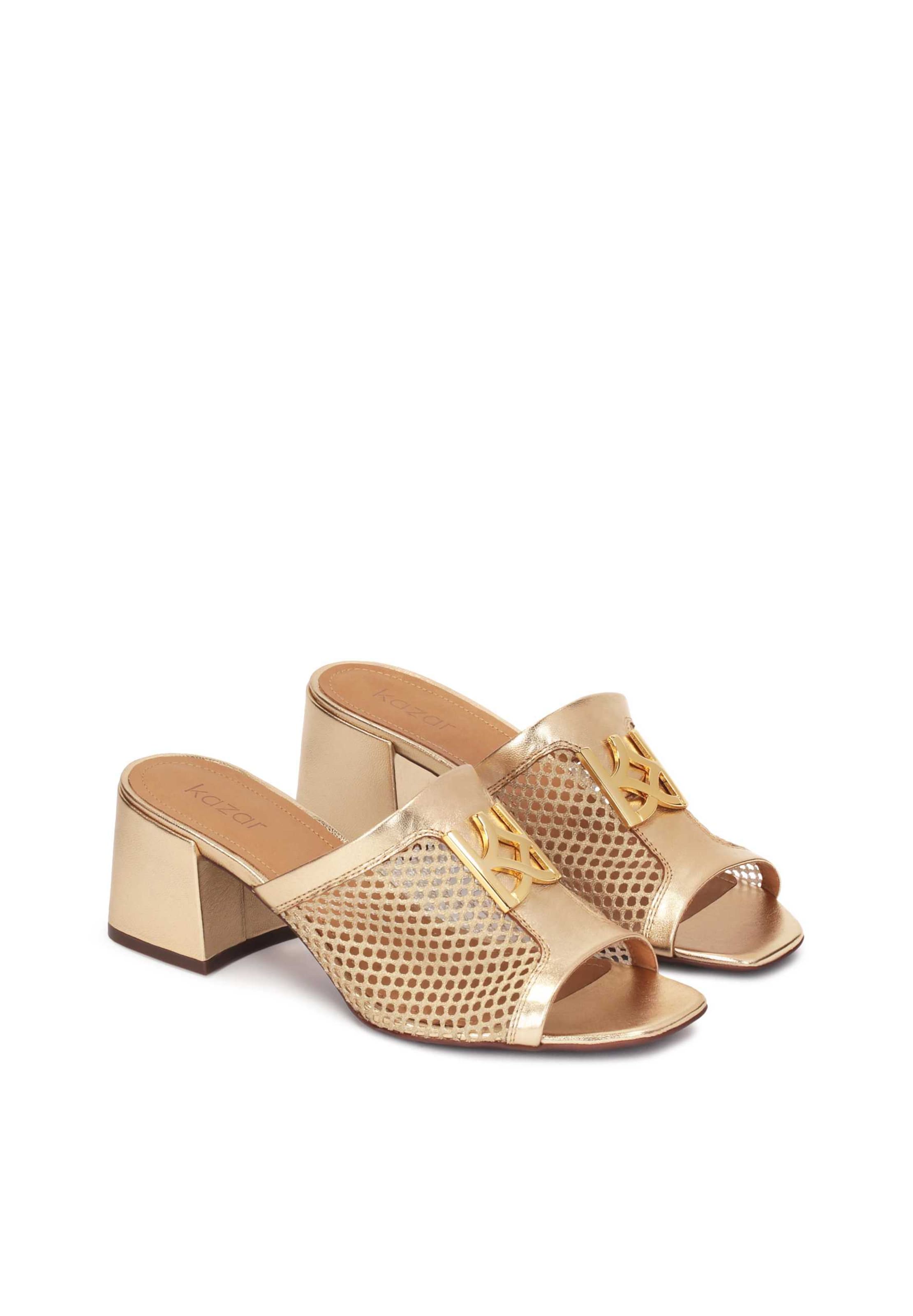 Saboți de la Kazar pe auriu