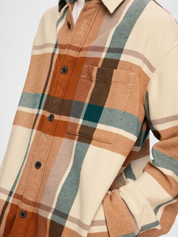 SELECTED HOMME Between-Season Jacket in Brown