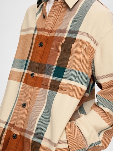 SELECTED HOMME Between-season jacket in Brown