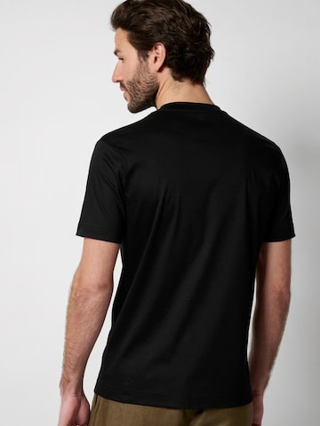 DESOTO Shirt in Black