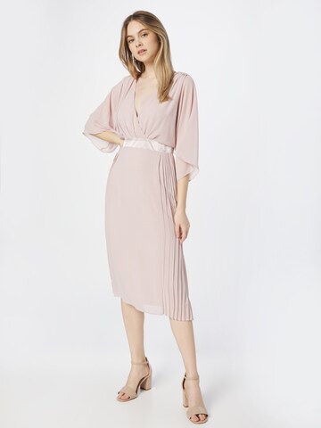 TFNC - Vestido de cocktail 'NUR' em rosa: frente