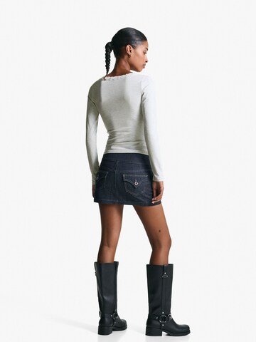 Bershka T-shirt i grå