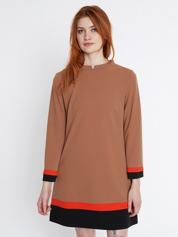 Ana Alcazar Kleid 'Sideo' in Braun: Vorderseite