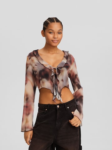 Bershka Blouse in Bruin: voorkant