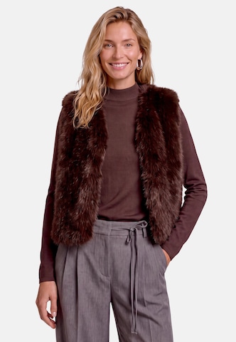 Gilet di zero in marrone: frontale