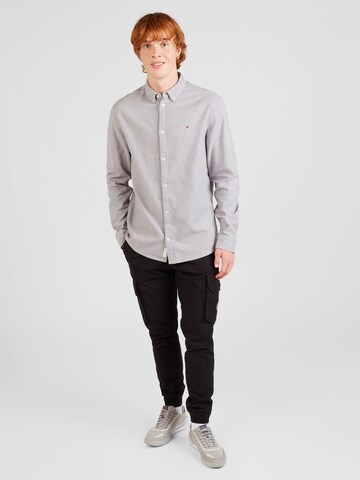 Tommy Jeans - Ajuste regular Camisa en gris