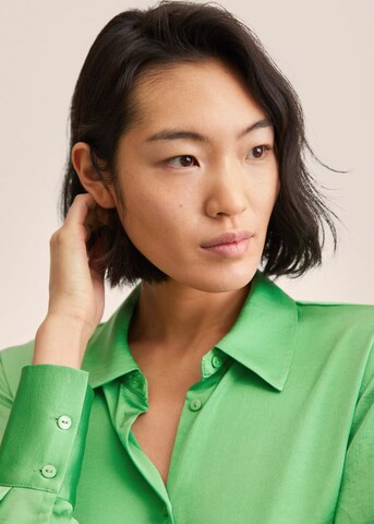 MANGO Blouse in Groen