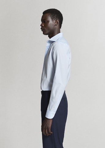 MANGO MAN Regular fit Бизнес риза 'EMERITOL' в синьо