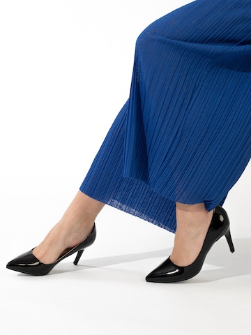 Celena Pumps 'Cody' in Schwarz: predná strana