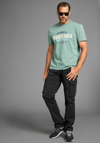 Man's World T-Shirt in Grün
