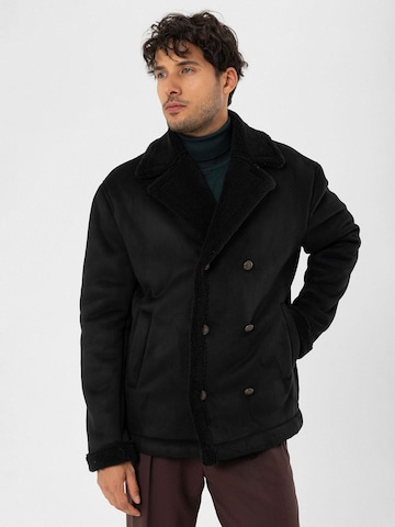 Antioch Between-seasons coat in Black: front