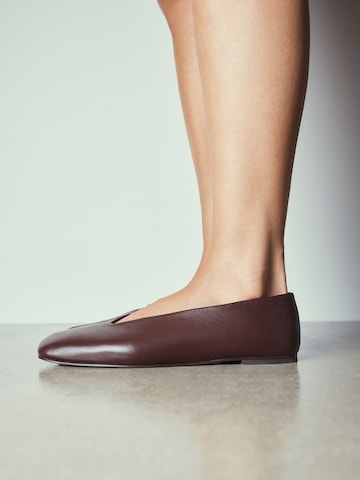Next - Bailarina 'Forever Comfort®' en rojo