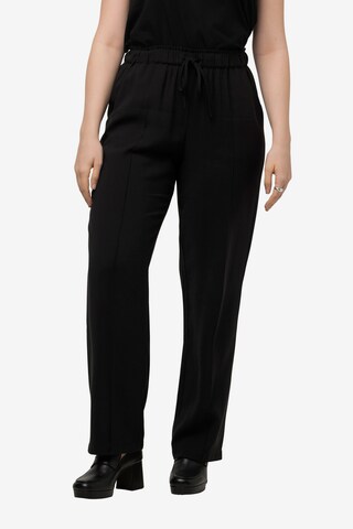 Ulla Popken Regular Pants in Black: front