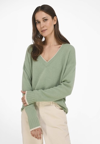 Peter Hahn Sweater in Green: front