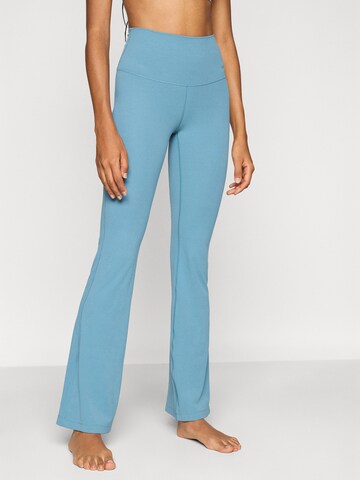 NIKE Flared Sporthose 'ZENVY' in Blau: Vorderseite