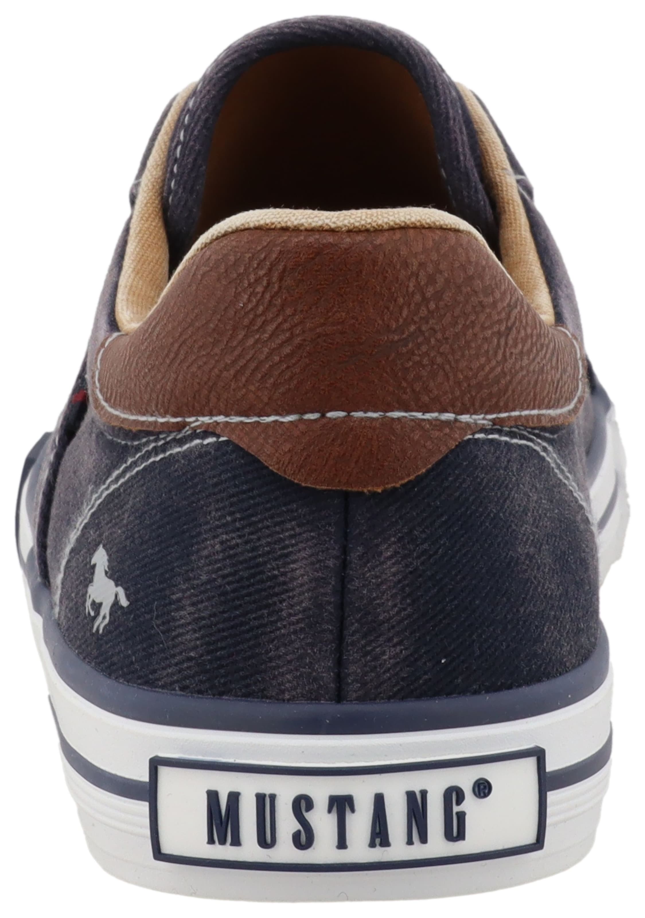 MUSTANG Sneakers in Blue