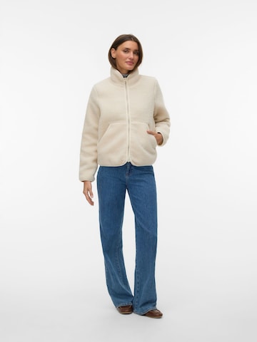 Veste mi-saison 'VMRonja' VERO MODA en blanc