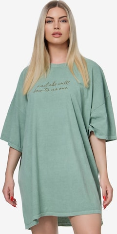 Worldclassca Oversized Shirt in Green: front