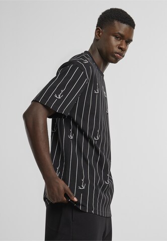 Karl Kani T-shirt i svart