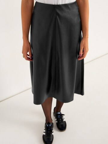 Cellbes of Sweden Rok in Zwart