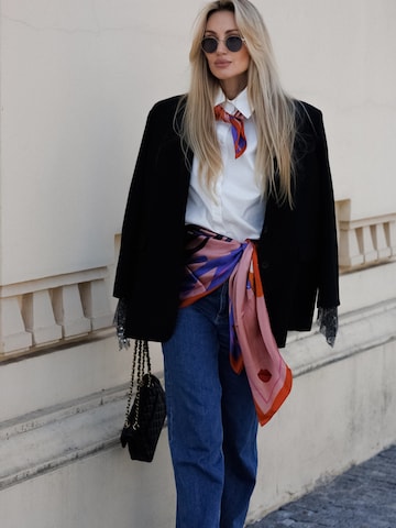 My Minelli - Chal 'Eva - Hand Rolled 100% Silk Scarf' en naranja