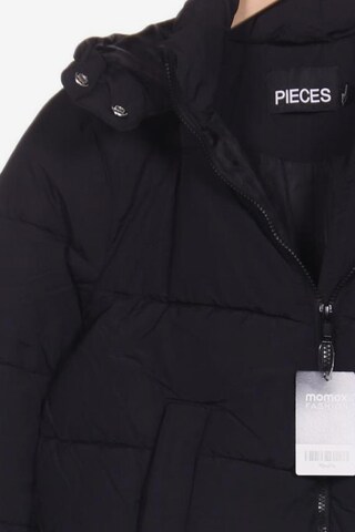 PIECES Jacket & Coat in S in Black