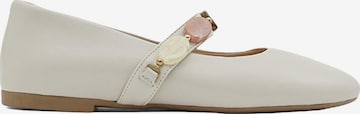 Desa Ballerina in Beige: Vorderseite