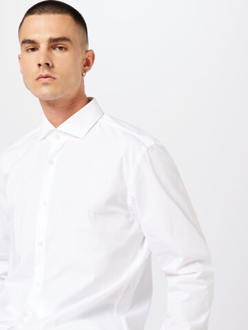 HUGO Slim fit Koszula 'Kason' w kolorze biały
