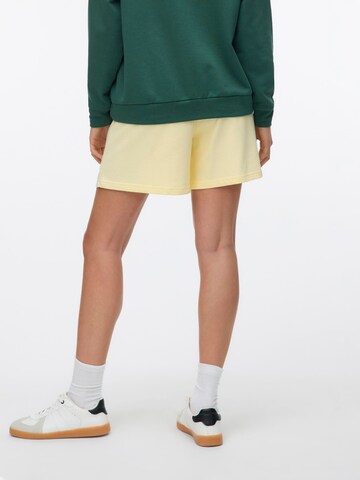 VERO MODA Loose fit Trousers 'VMSndina' in Yellow