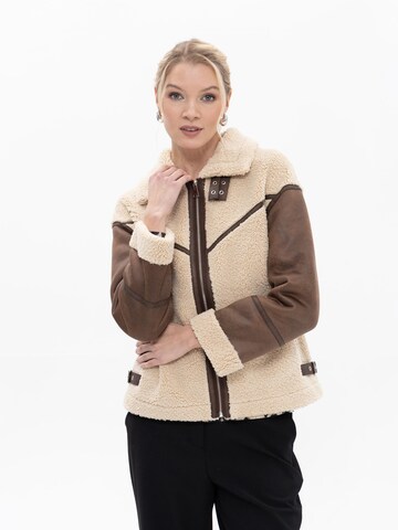Passioni Between-Season Jacket in Beige
