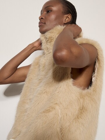 Apricot Gilet ' ' in Beige