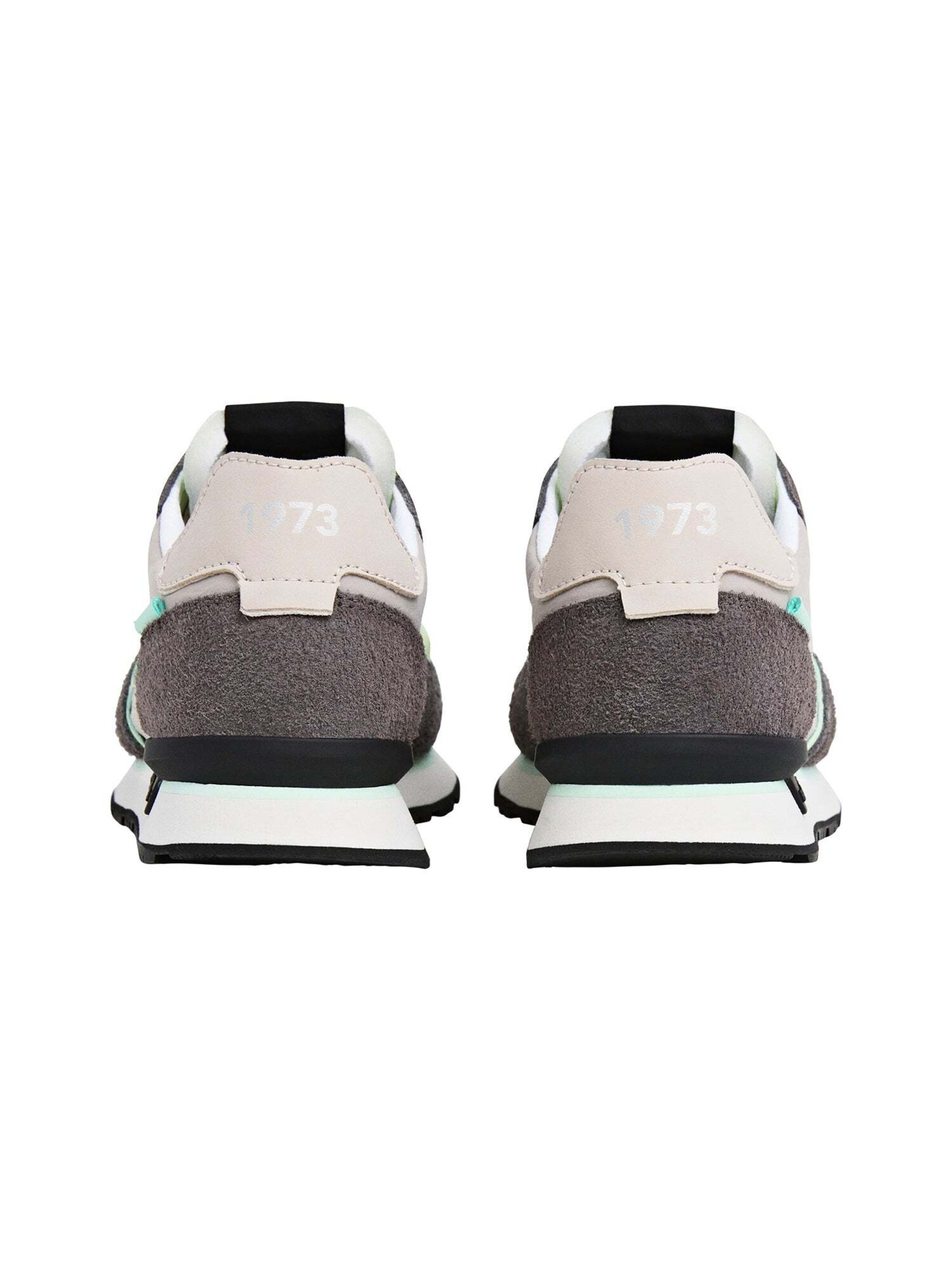 Pepe Jeans Sneakers laag 'BRIT AIR W' in Grijs