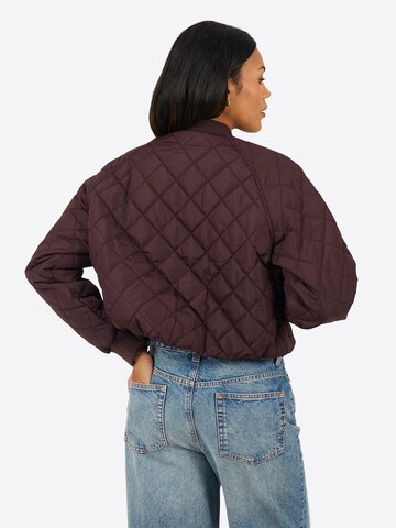 BRAVE SOUL Jacke in Rot