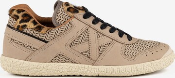 MUNICH Platform trainers 'Goal' in Beige: front