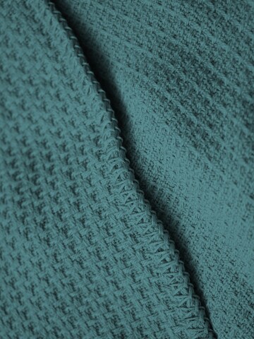 Cradle Studio Blankets 'Cosy Occasion Oversize' in Blue
