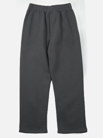HEFTYKA Loosefit Sporthose 'OPEN' in Grau