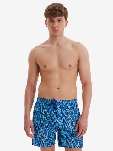 Shorts de bain 'MART' WESTMARK LONDON en bleu : devant