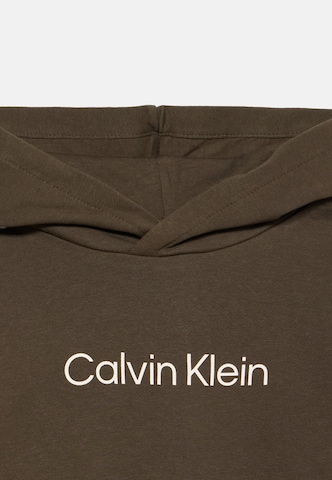 Sweat Calvin Klein Jeans en vert : devant