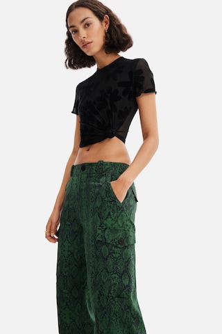 Regular Pantalon Desigual en vert