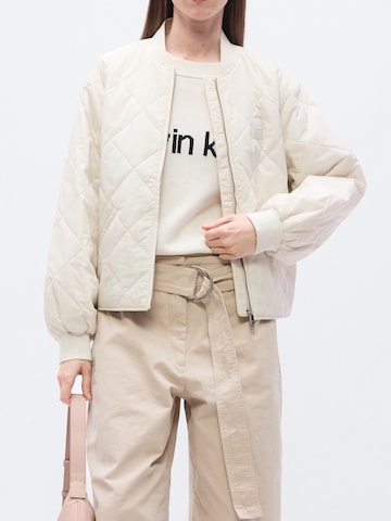 Calvin Klein Jeans Baggy Nadrág - bézs