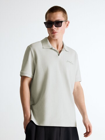Bershka Poloshirt in Grau: Vorderseite
