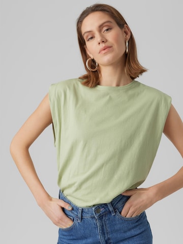 VERO MODA T-shirt 'Panna Glenn' i grön