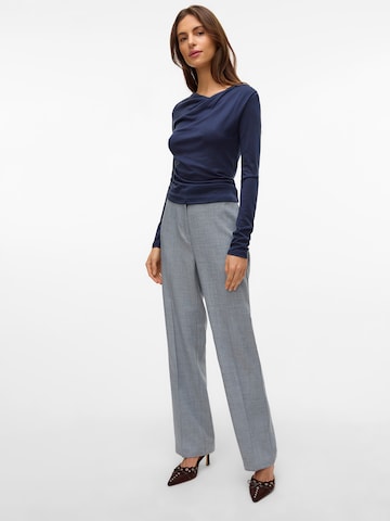 VERO MODA Regular Pantalon 'VMAYAR LYN' in Grijs