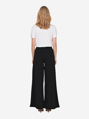 Wide leg Pantaloni di JDY in nero