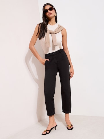 regular Pantaloni chino di Friends Like These in beige