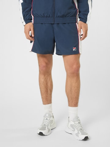 FILA Loosefit Broek 'PISTOIA loose blocked woven shorts' in Blauw: voorkant