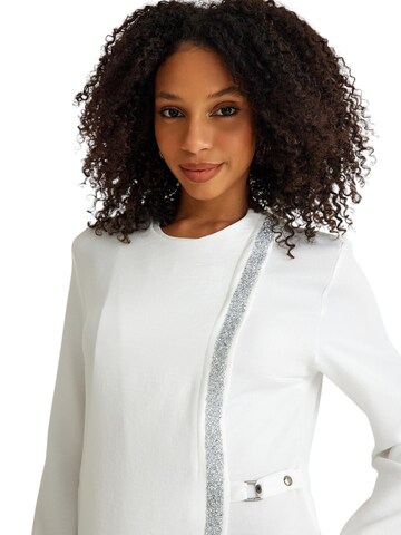 fashionshowcase Kleid 'Leila-Ferace' in Weiß