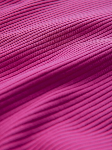 Next Top in Roze