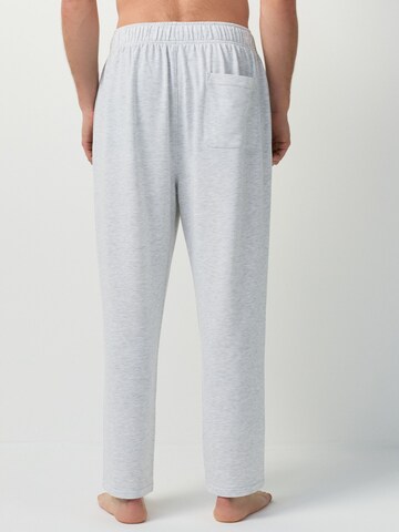 pilka Next Laisvas Kelnės