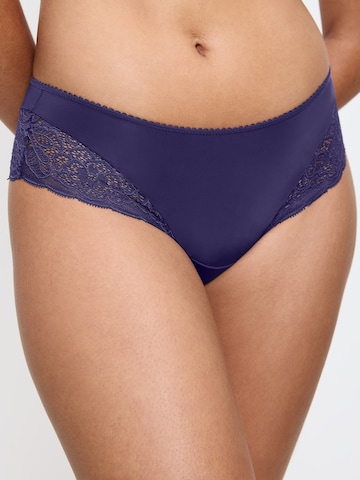TRIUMPH Slip ' Amourette Spotlight ' in Lila